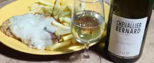 Découvrez notre vin blanc Chardonnay de Savoie autour d’un plat italien ! Les escalopes milanaises gratinée à découvrir avec des pâtes fraiches ou des frites.